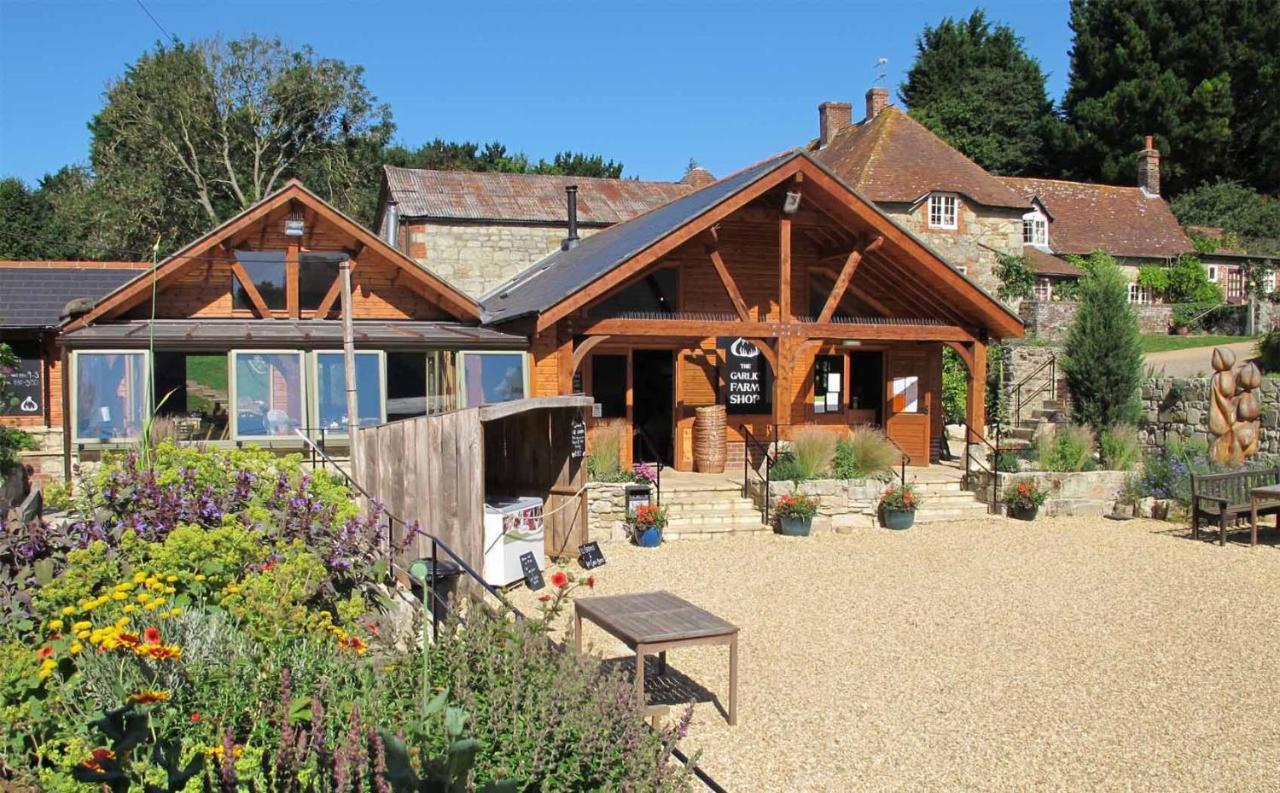 The Garlic Farm Villa Sandown Exterior photo